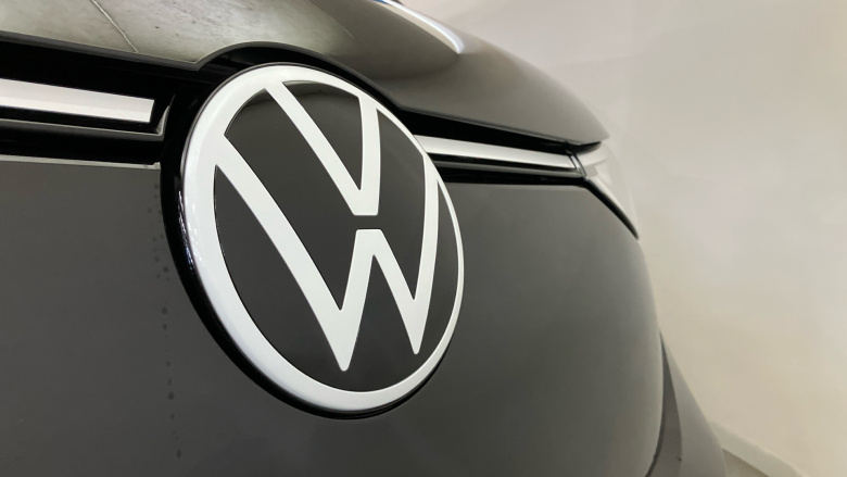 Volkswagen ID. Buzz 210kW Life Pro 86kWh 5dr LWB Auto [7 Seat] Electric Estate